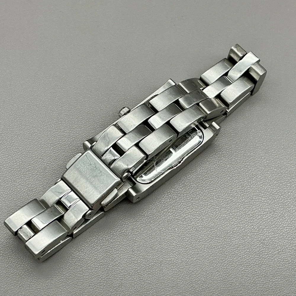 Kenneth Cole kenneth cole